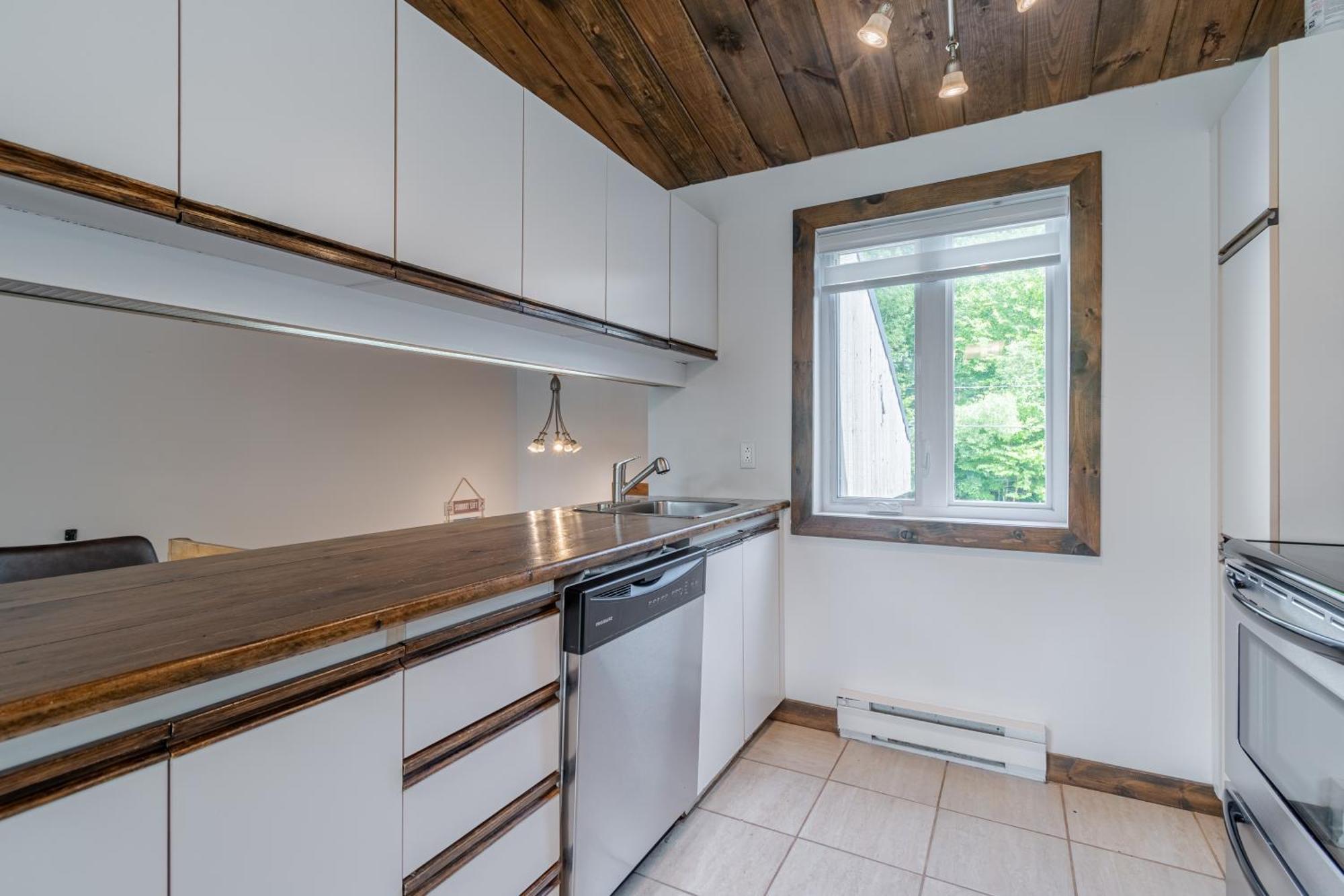 Superbe Condo Face Aux Pentes De Ski Stoneham!!! Exterior foto